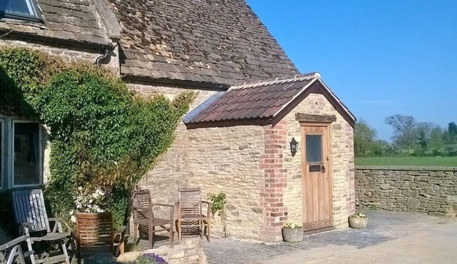 Battens Farm Cottages - B&B and Self-catering Accommodation