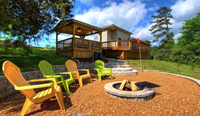 BattleVista Smart Home - Hot Tub- Fire Pit