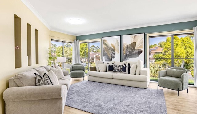 Bauhaus Design 5 Bedrooms Home at Carindale