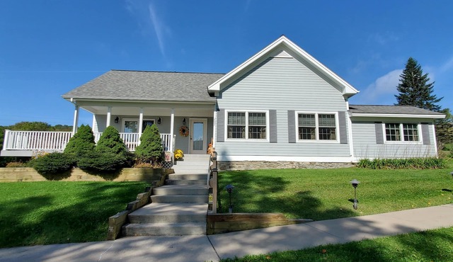 Bavarian Farm Schoolhouse Handicap accessible, Near Dreams Park & Cooperstown