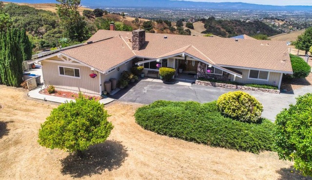 Bay Area Views Retreat and Events at Veranda Hills