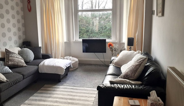 Bay Breeze - Beautiful Relaxing Coastal Apartment