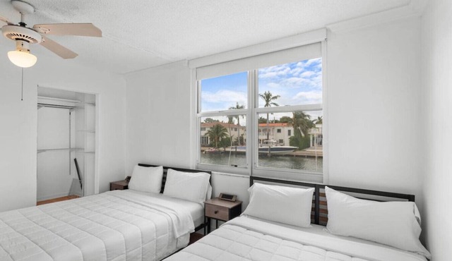 Bay Harbor Sunset Apt 2C