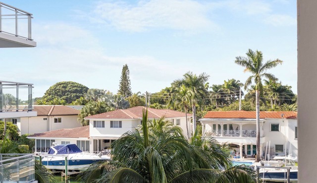 Bay Harbor Sunset Apt 4B