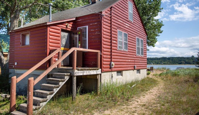 Bay House - Popular Bay Front Property Awaits!