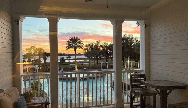 Bay Point 5 Star Property! Over looking gorgeous pool with Bay view. Onsite Spa