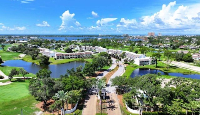 Bay Point Golf Club 1 bed 2 bath