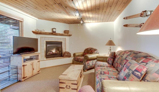 Bay Point Hillside 18C Down