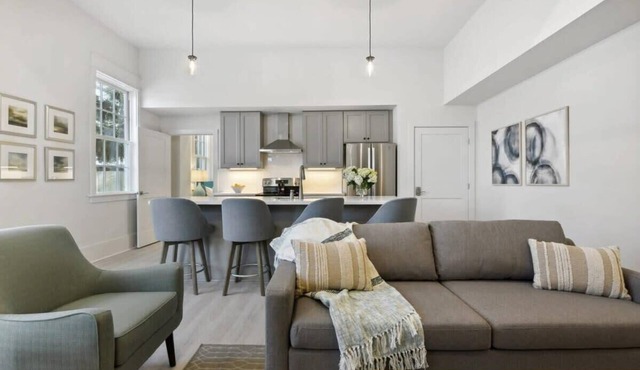 Bay St Louis Building | Old Town BSL