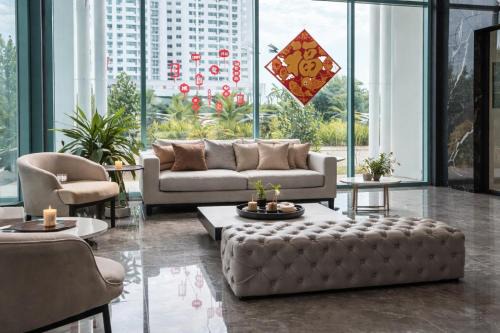 Bay Suite Seawalk Trip by PnS