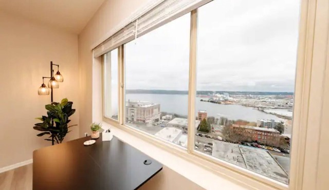 Bay View Beauty Close to Everything