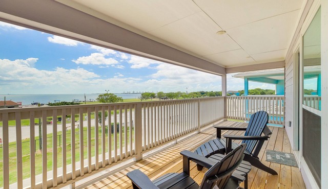 Bay-View La Porte Home Rental: Steps to Beach!