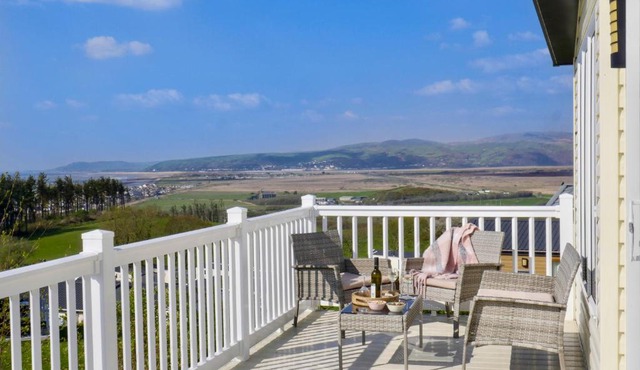 Bay View Lodge, Brynowen