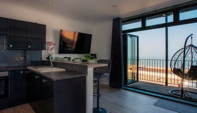 Bay View - Seaside Escape