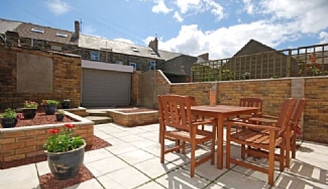 Bay View Sleeps 6 (3 Bedrooms)