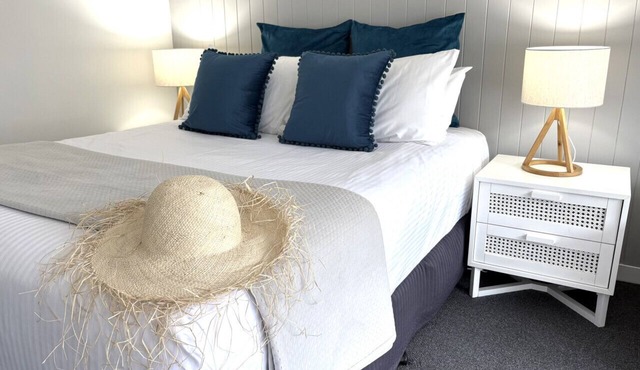 Bay View Style - Lorne