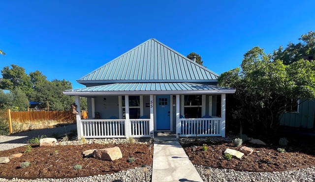 Baybeary Cottage, Bayfield base camp for Fun, Family & Adventure near Durango