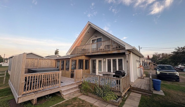 BAYBREEZE ON THE BEACH