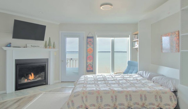 Bayfield Studio | Lake Superior View