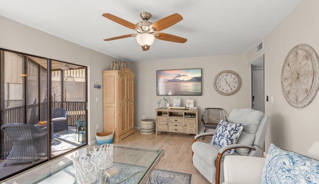 Bayfront Balconies in Tropical Siesta Key with Sunrise Views & Walkable Beach Access