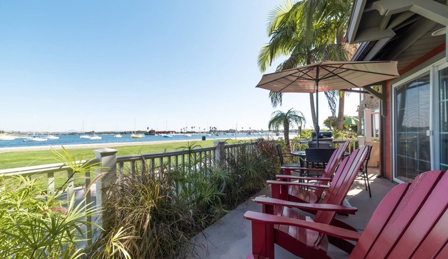 Bayfront Dreams - Bay Views, Garage, Boardwalk & Patio