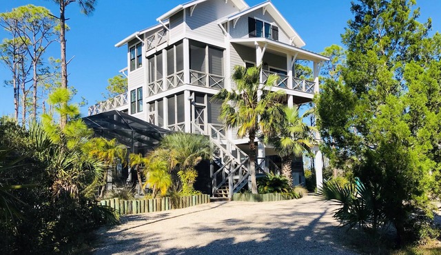 Bayfront, Handicap-Friendly, Pool & Elevator, Kayaks