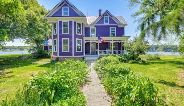 Bayfront Heathsville Home w/Crabbing Pier!