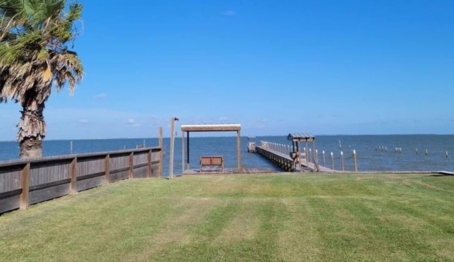 Bayfront Home w/Private Lighted Fishing Pier