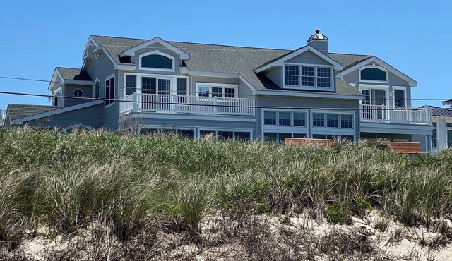 Bayfront Home with Water Views