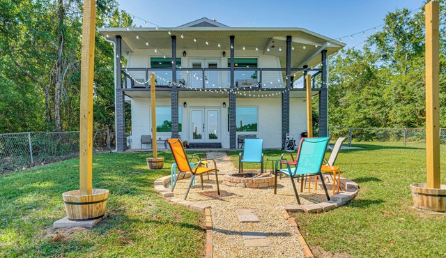 Bayfront Milton Retreat with Dock & Game Room