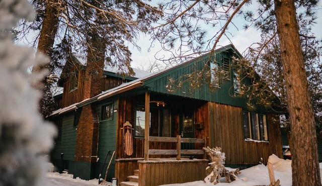 Bayfront Park Point Cottage | Private Dock, Fireplaces & Steps to the Beach