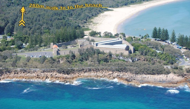 Bayhaven Arakoon - Walk to the beach