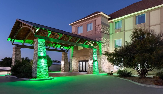 Baymont by Wyndham Andrews TX