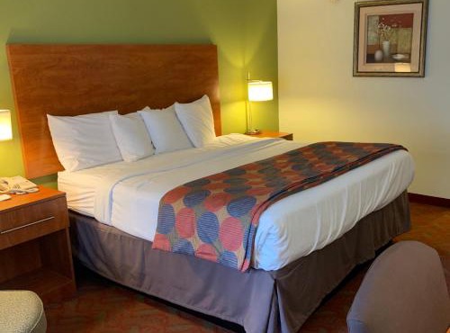 Baymont by Wyndham Cave City