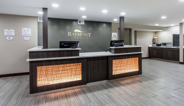 Baymont by Wyndham Clarksville