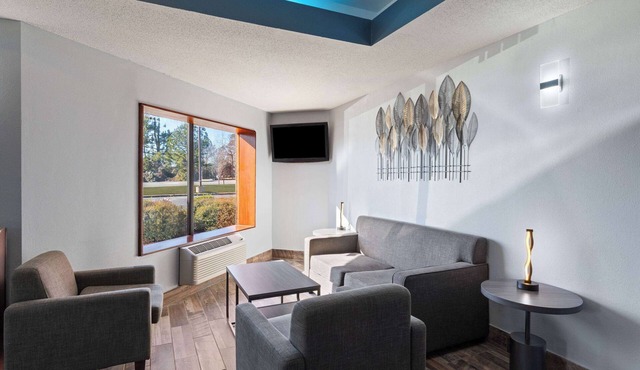 Baymont by Wyndham Creedmoor