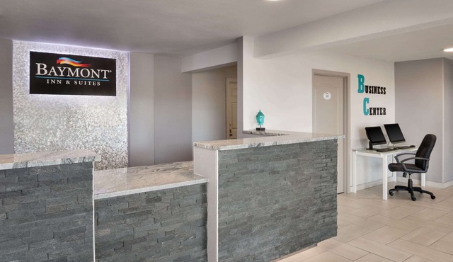 Baymont by Wyndham Des Moines North