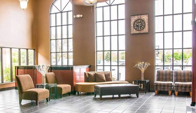 Baymont by Wyndham Flint Airport North