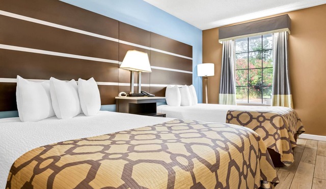 Baymont by Wyndham Forest City
