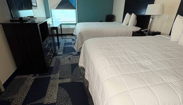Baymont by Wyndham Iowa Lake Charles
