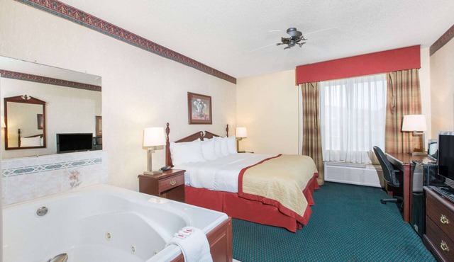 Baymont by Wyndham Jonesboro