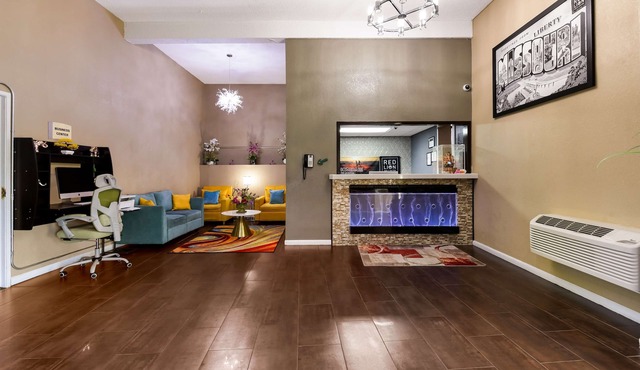 Baymont by Wyndham Liberty MO