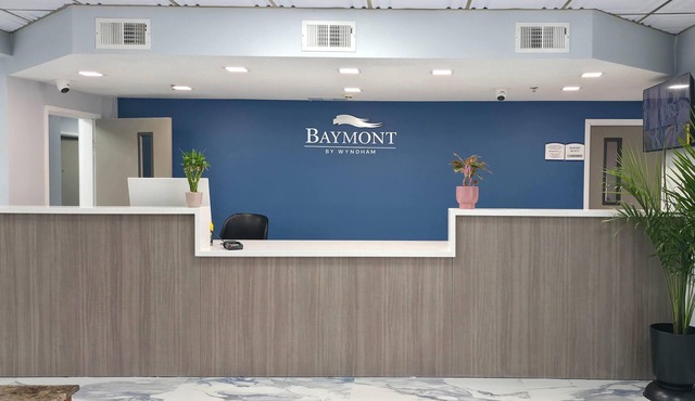 Baymont by Wyndham Louisville Southwest