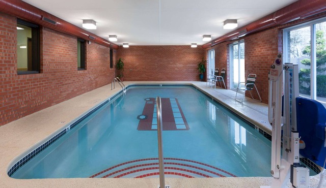 Baymont by Wyndham Midland