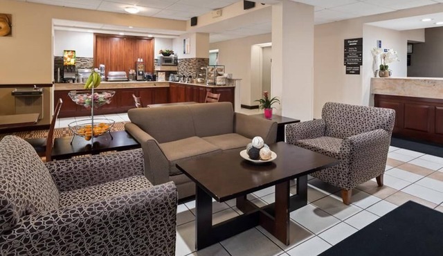 Baymont by Wyndham Monroe Ohio