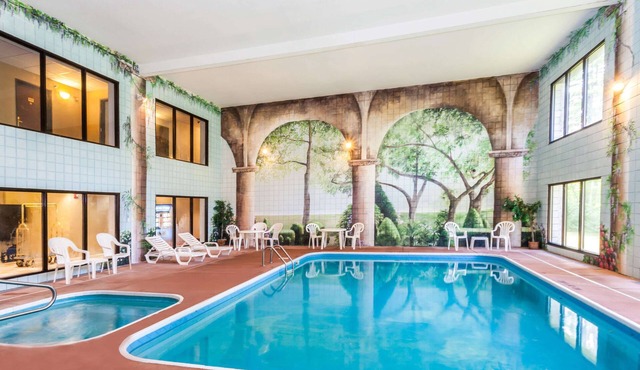 Baymont by Wyndham New Buffalo
