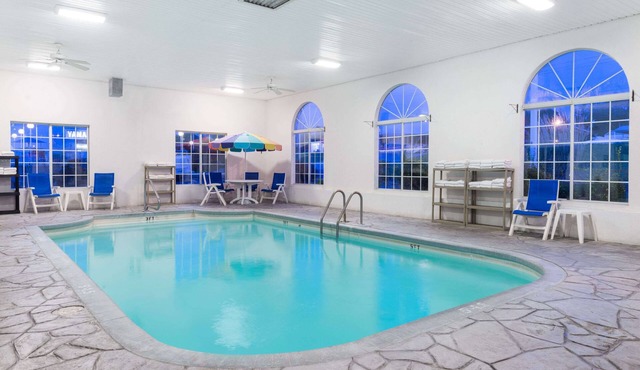 Baymont by Wyndham Osage Beach