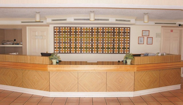 Baymont by Wyndham San Antonio South Park