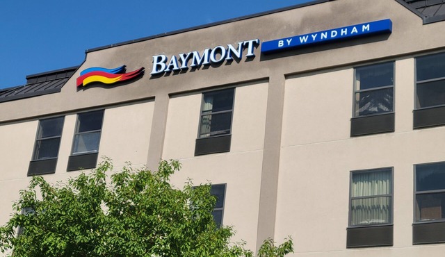 Baymont by Wyndham Thornton