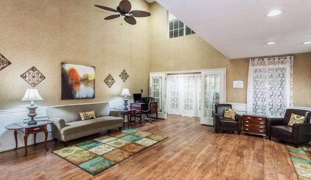 Baymont by Wyndham Valdosta at Valdosta Mall
